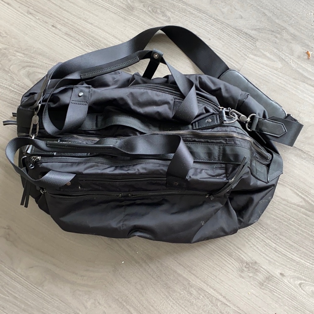 Lululemon gym bag